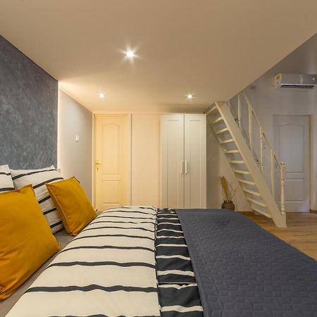 Lovely 1 Bedroom Flat With Central Location 부다페스트 외부 사진